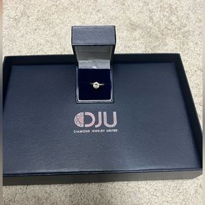 New ring diamond white gold 14k solitary round natural